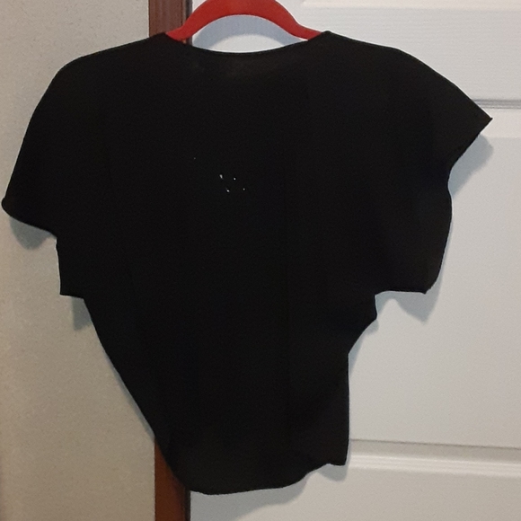 Top - Picture 2 of 4